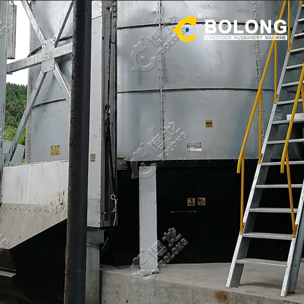 large scale chicken manure fermentation system